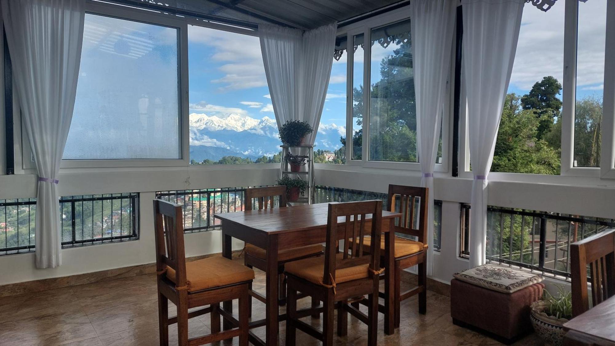 Indivar Homestay Darjeeling  Extérieur photo